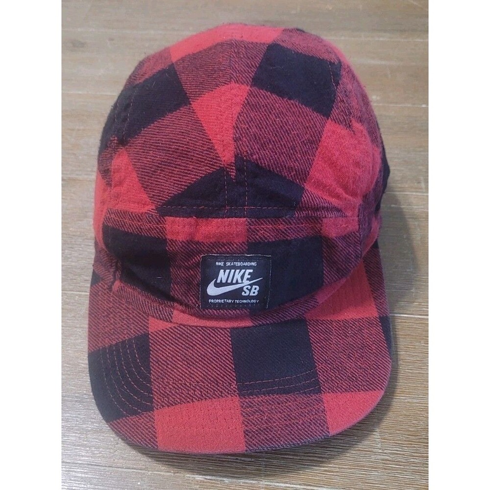 Nike SB 5 Panel Red Black Flannel Hat W/ Ear Covers Insulated Winter Cap RARE